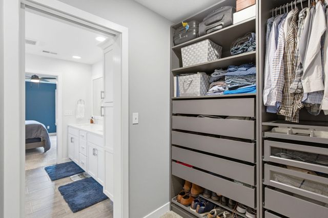 4912 LONGBOW DR, Columbia, MO 65201