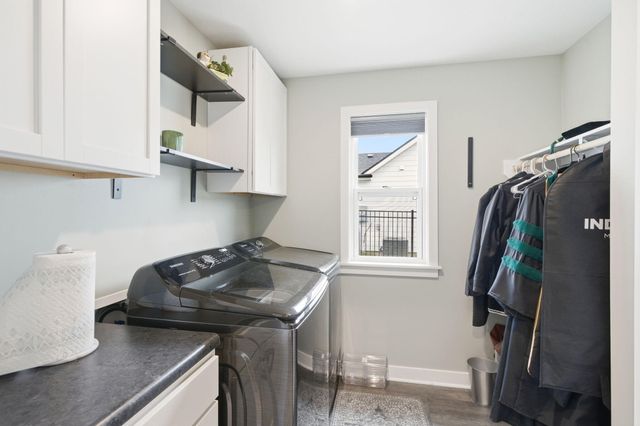 4912 LONGBOW DR, Columbia, MO 65201