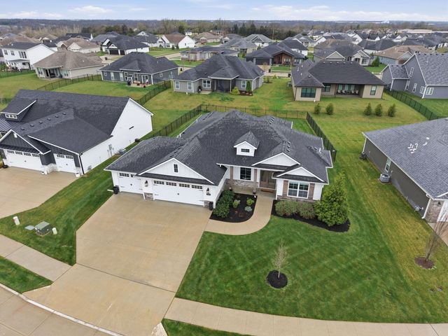 4912 LONGBOW DR, Columbia, MO 65201