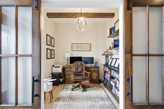 4912 LONGBOW DR, Columbia, MO 65201