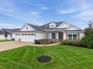 4912 LONGBOW DR, Columbia, MO 65201