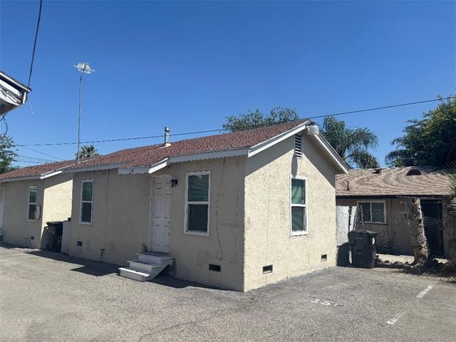 130 S Giovanola Avenue, San Bernardino, CA 92410