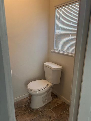 130 S Giovanola Avenue, San Bernardino, CA 92410