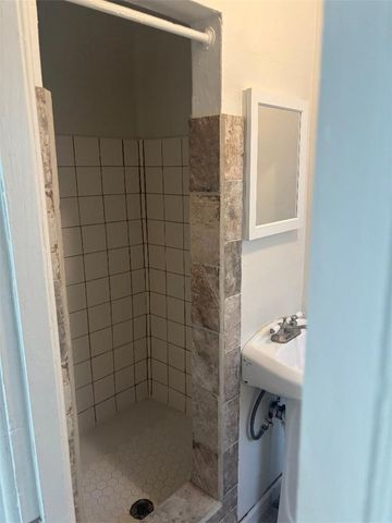 130 S Giovanola Avenue, San Bernardino, CA 92410