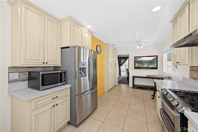 23834 Sunset Crossing, Diamond Bar, CA 91765