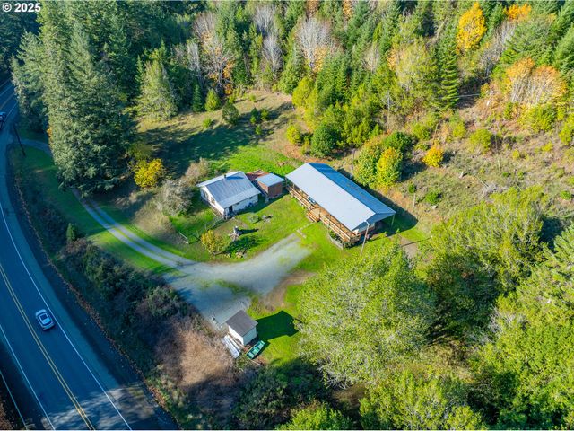 15779 HIGHWAY 42, Myrtle Point, OR 97458