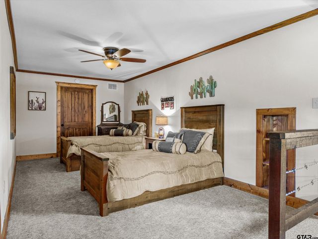 5282 N SH 37, Winnsboro, TX 75494