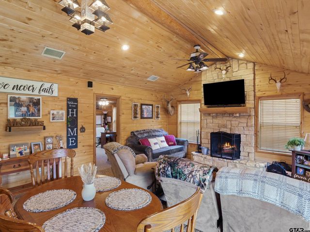 5282 N SH 37, Winnsboro, TX 75494