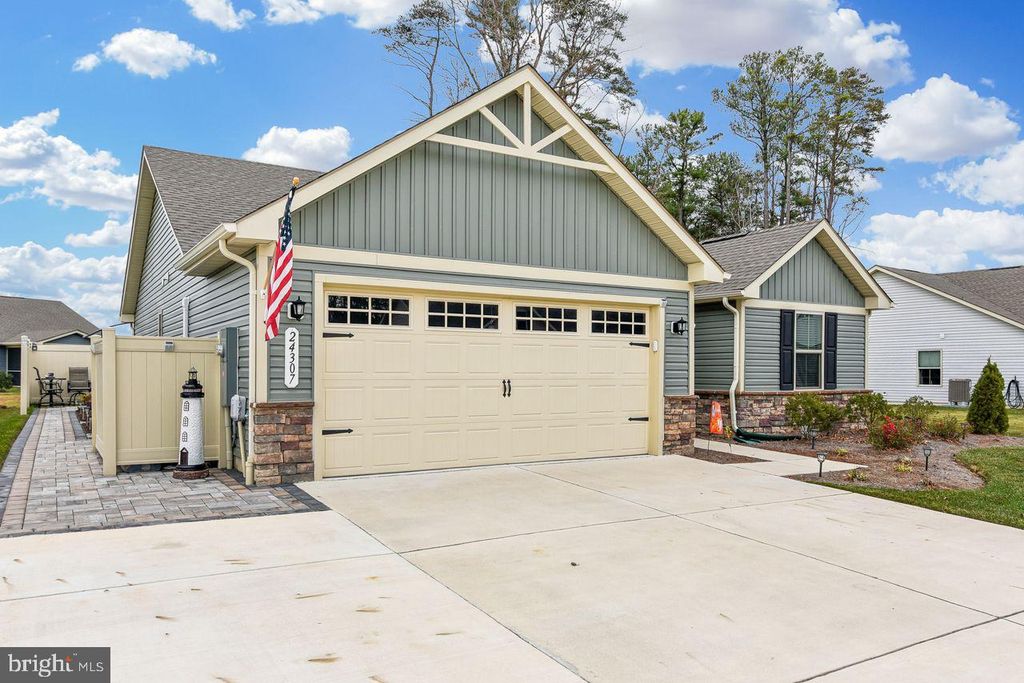 Image 2 of property listing at 24307 HARVEST CIR, Milton, DE 19968