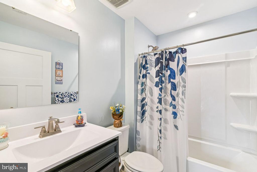 Image 27 of property listing at 24307 HARVEST CIR, Milton, DE 19968