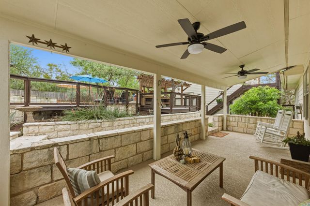 508 S Lariat CIR, Dripping Springs, TX 78620