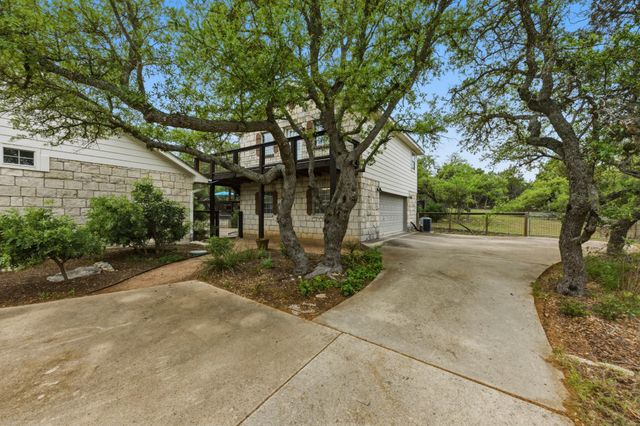 508 S Lariat CIR, Dripping Springs, TX 78620