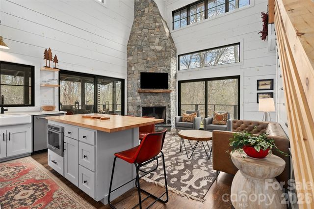 64 Hobson Branch Road, Weaverville, NC 28787