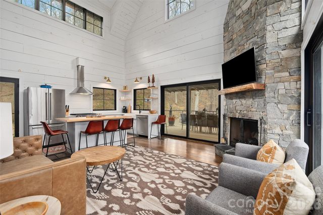 64 Hobson Branch Road, Weaverville, NC 28787