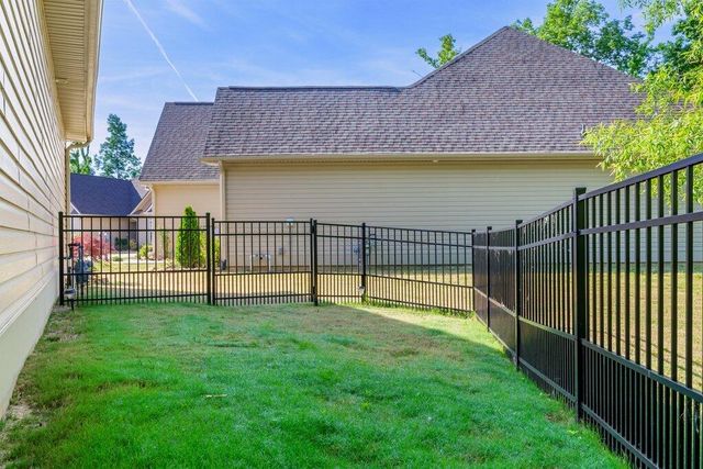 937 Jackson Mill Drive, Hixson, TN 37343