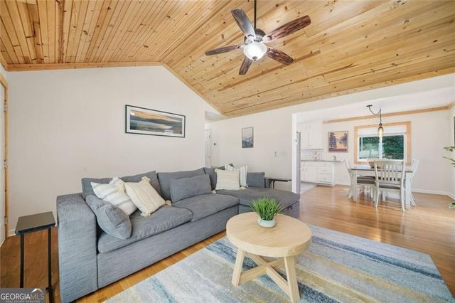 1056 Overlook Drive, Dawsonville, GA 30534