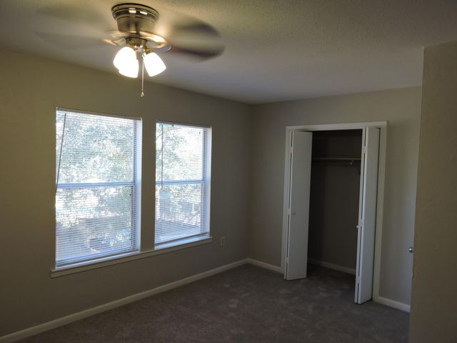 103 Hampton Drive, Crestview, FL 32539