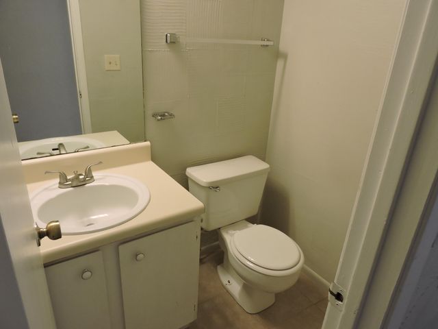 103 Hampton Drive, Crestview, FL 32539