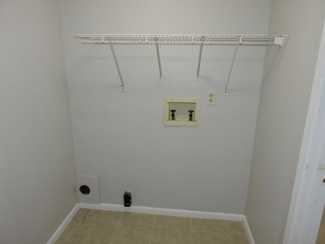 103 Hampton Drive, Crestview, FL 32539