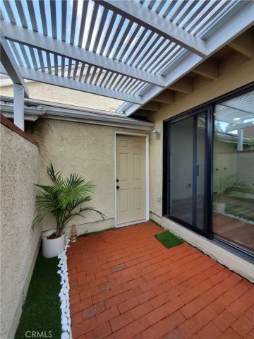 2008 E Yale, Ontario, CA 91764