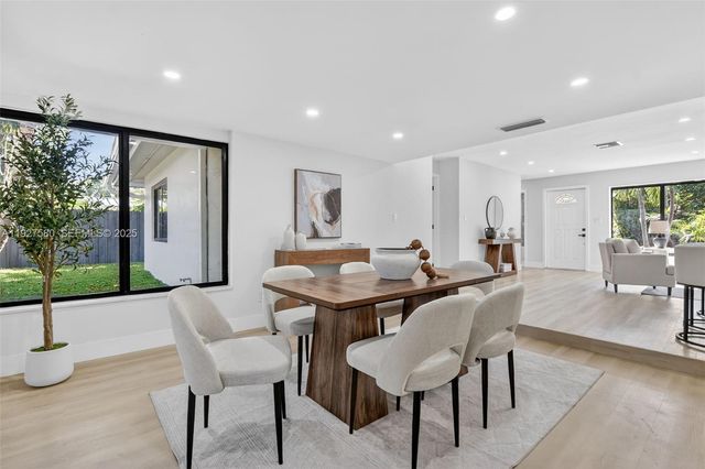 1361 SE 4th Ct, Deerfield Beach, FL 33441