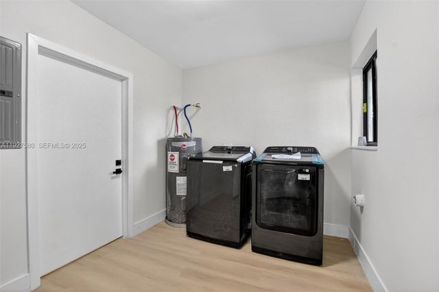 1361 SE 4th Ct, Deerfield Beach, FL 33441