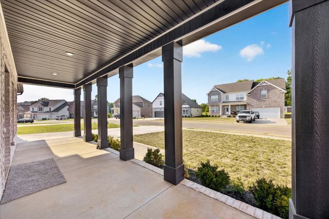 853 Burley Barn Rd, Clarksville, TN 37042