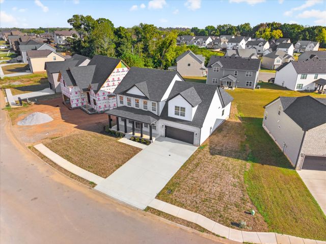 853 Burley Barn Rd, Clarksville, TN 37042