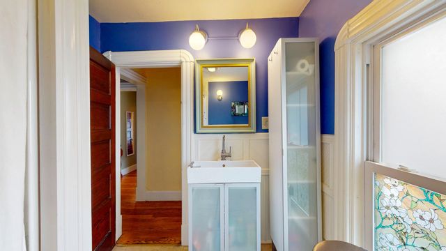 68 Court Street, Middlebury, VT 05753