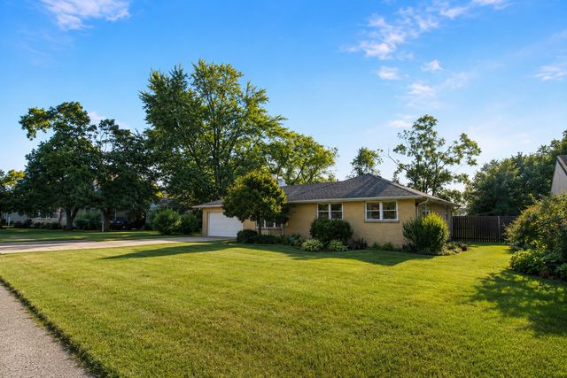 17649 65th Avenue, Tinley Park, IL 60477