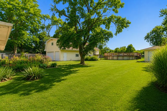 17649 65th Avenue, Tinley Park, IL 60477