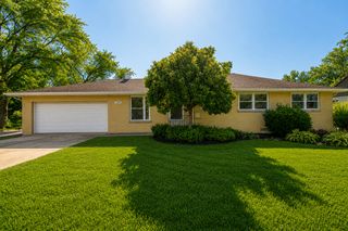 17649 65th Avenue, Tinley Park, IL 60477