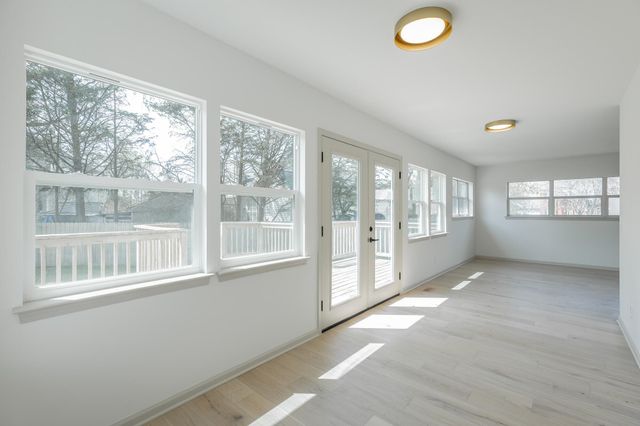 1618 Gunston Hall Road, Hixson, TN 37343