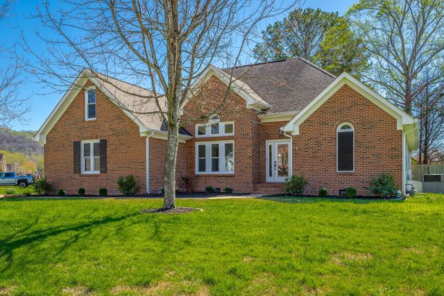 1618 Gunston Hall Road, Hixson, TN 37343
