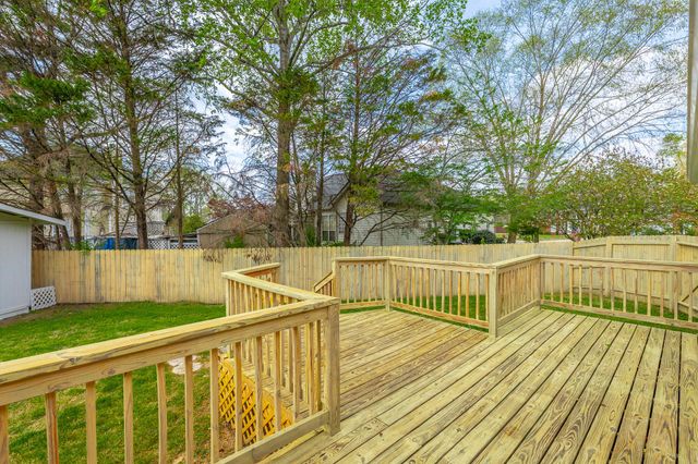 1618 Gunston Hall Road, Hixson, TN 37343