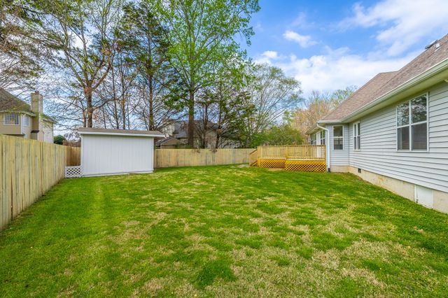 1618 Gunston Hall Road, Hixson, TN 37343