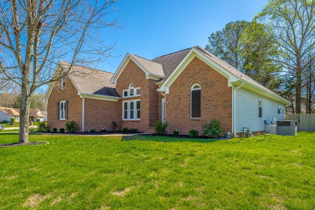 1618 Gunston Hall Road, Hixson, TN 37343