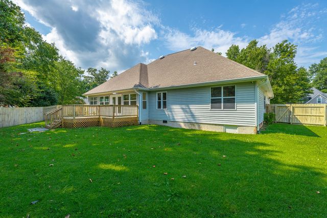1618 Gunston Hall Road, Hixson, TN 37343