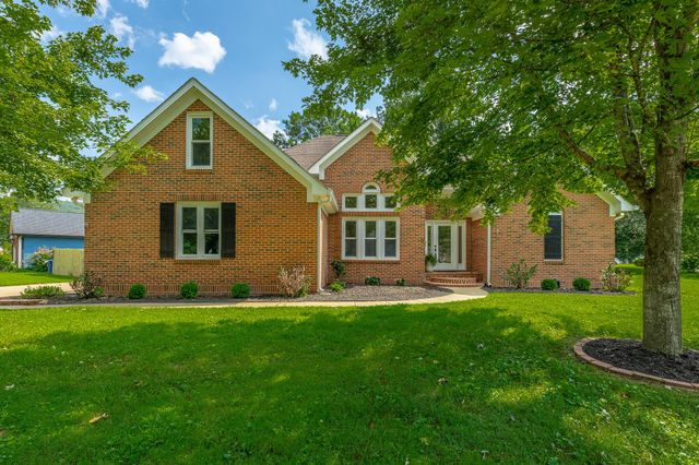 1618 Gunston Hall Road, Hixson, TN 37343