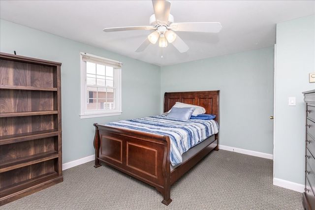 57 Sylvan St 3F, Danvers, MA 01923