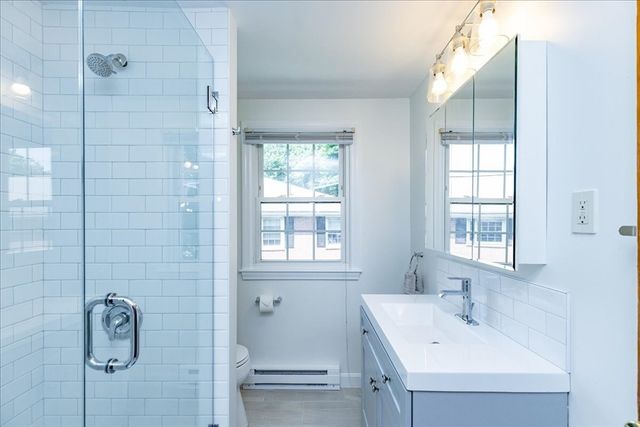 57 Sylvan St 3F, Danvers, MA 01923
