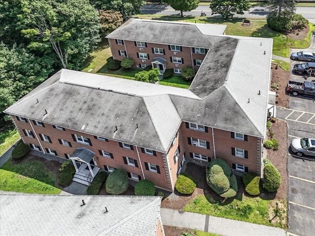 57 Sylvan St 3F, Danvers, MA 01923