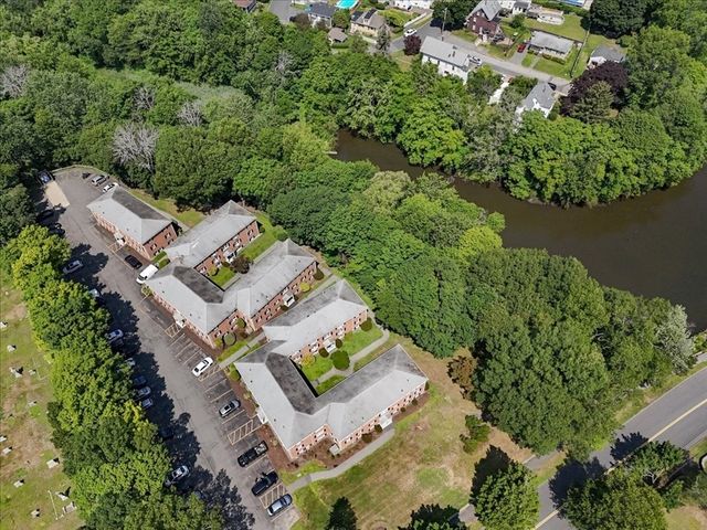 57 Sylvan St 3F, Danvers, MA 01923