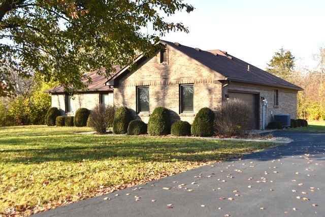 6110 Catalina Drive, Indianapolis, IN 46259