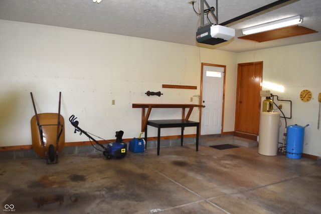 6110 Catalina Drive, Indianapolis, IN 46259