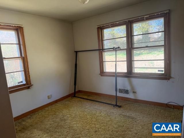 105 GARDEN DR, Charlottesville, VA 22903