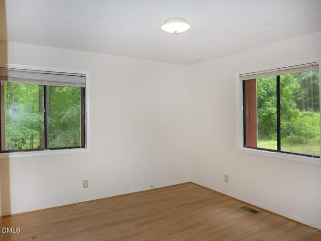 100 Barrington Hill Road, Chapel Hill, NC 27516