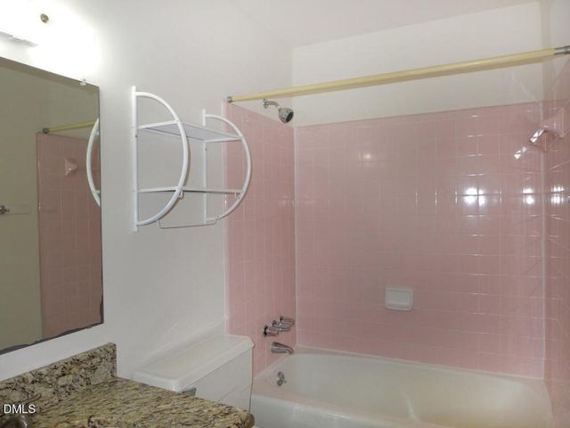 100 Barrington Hill Road, Chapel Hill, NC 27516