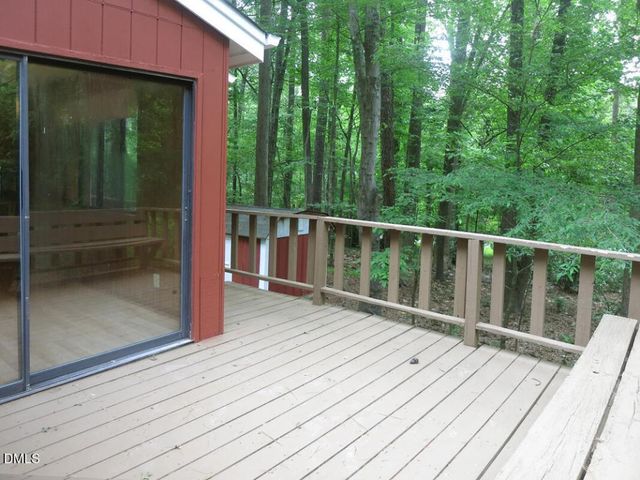 100 Barrington Hill Road, Chapel Hill, NC 27516