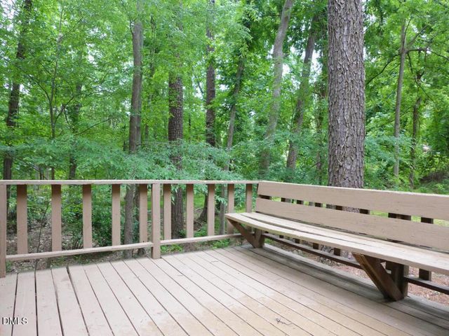 100 Barrington Hill Road, Chapel Hill, NC 27516